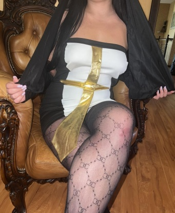 Я знаю, как доставить настоящее удовольствие и окунуть тебя в мир наслаждений. В мои услуги входят разнообразные эротические массажи, фетиш, ролевые игры и многое другое. Подарю тебе волшебное время в Москве, гарантирую полную конфиденциальность и незабываемые впечатления. Есть отзывы и фото, чтобы ты убедился в моей красоте и умении доставлять удовольствие. Жду твоего звонка! ❤️🔥🌟 Москва 11460, 21 год